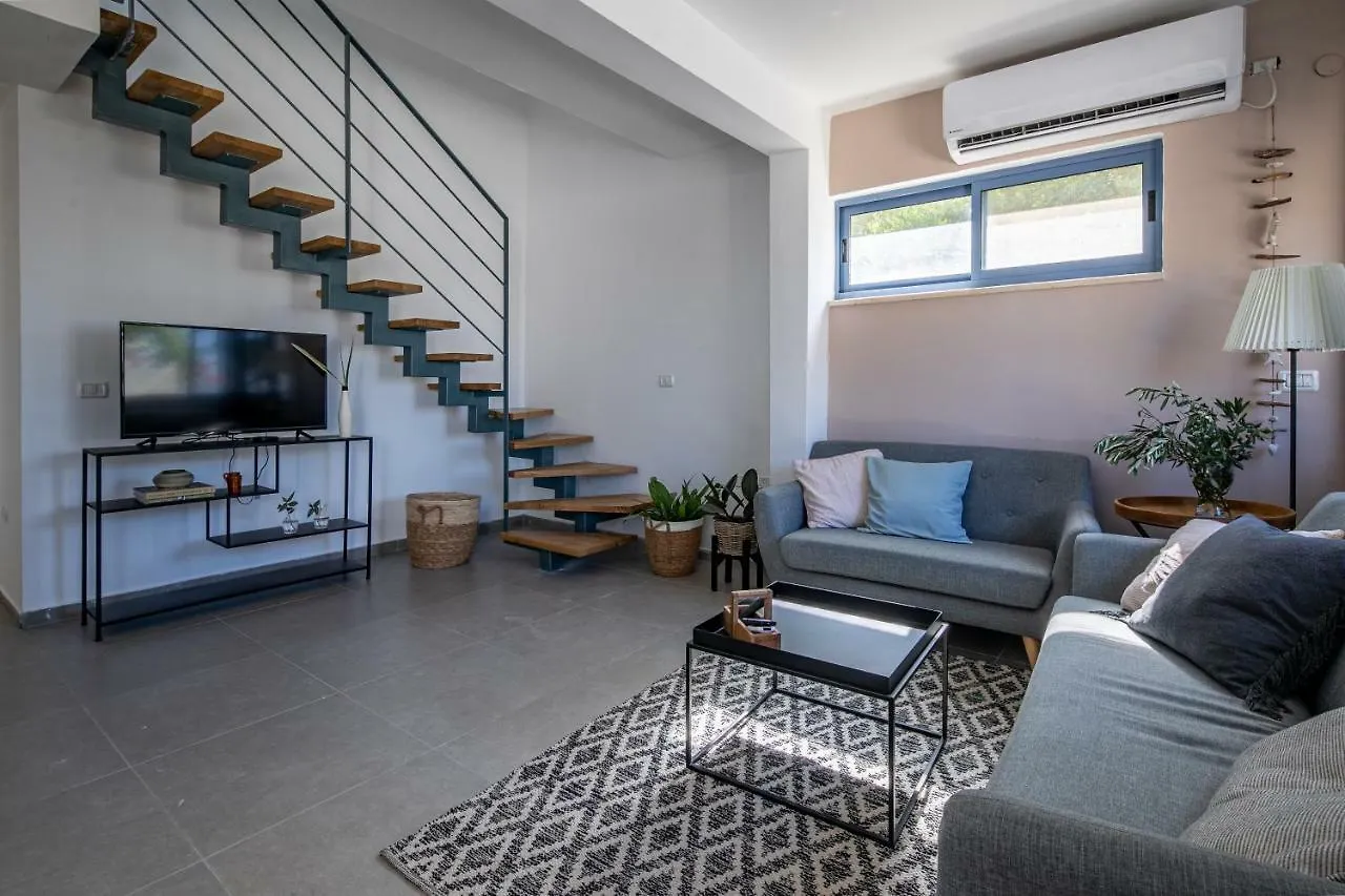 Port City Haifa - Bat Galim Oceanfront Luxury - Mamad דירה