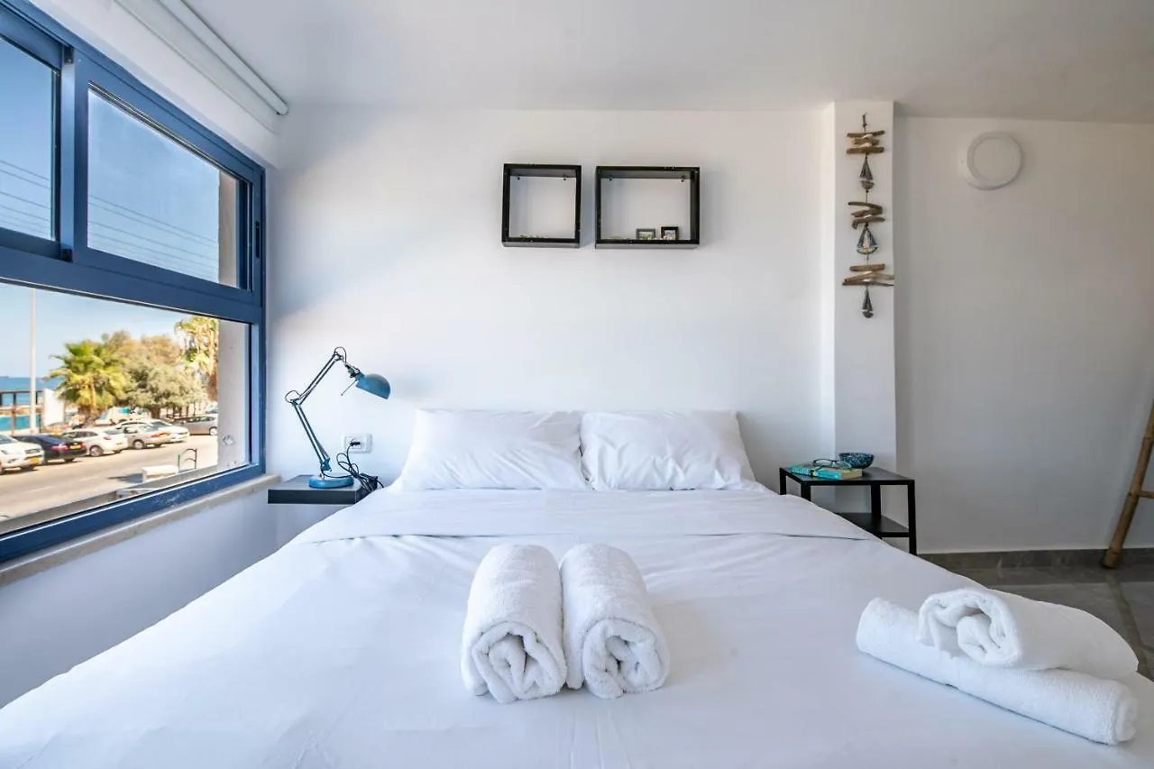 Apartment Port City Haifa - Bat Galim Oceanfront Luxury - Mamad