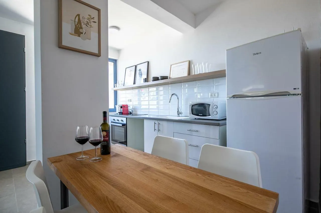 Apartment Port City Haifa - Bat Galim Oceanfront Luxury - Mamad Israel
