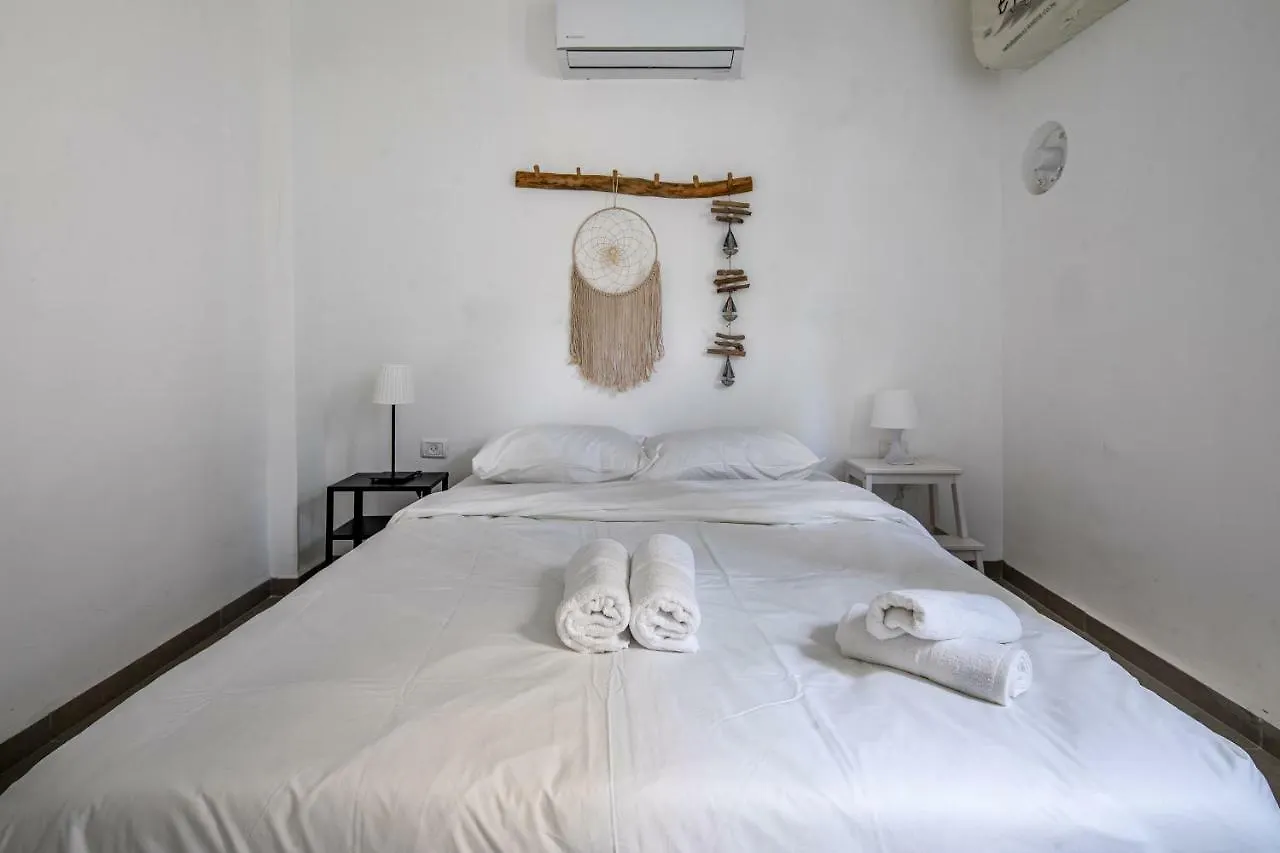 Apartment Port City Haifa - Bat Galim Oceanfront Luxury - Mamad