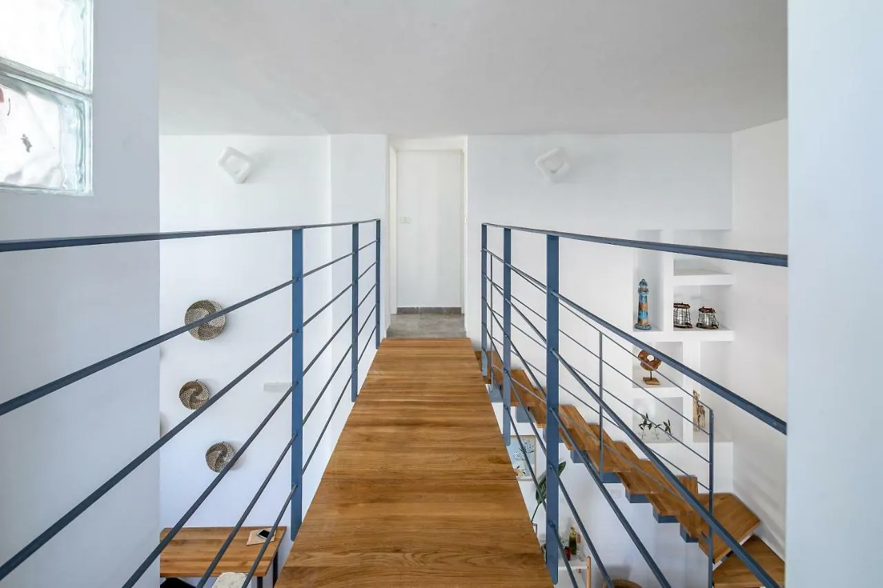 Apartment Port City Haifa - Bat Galim Oceanfront Luxury - Mamad Israel