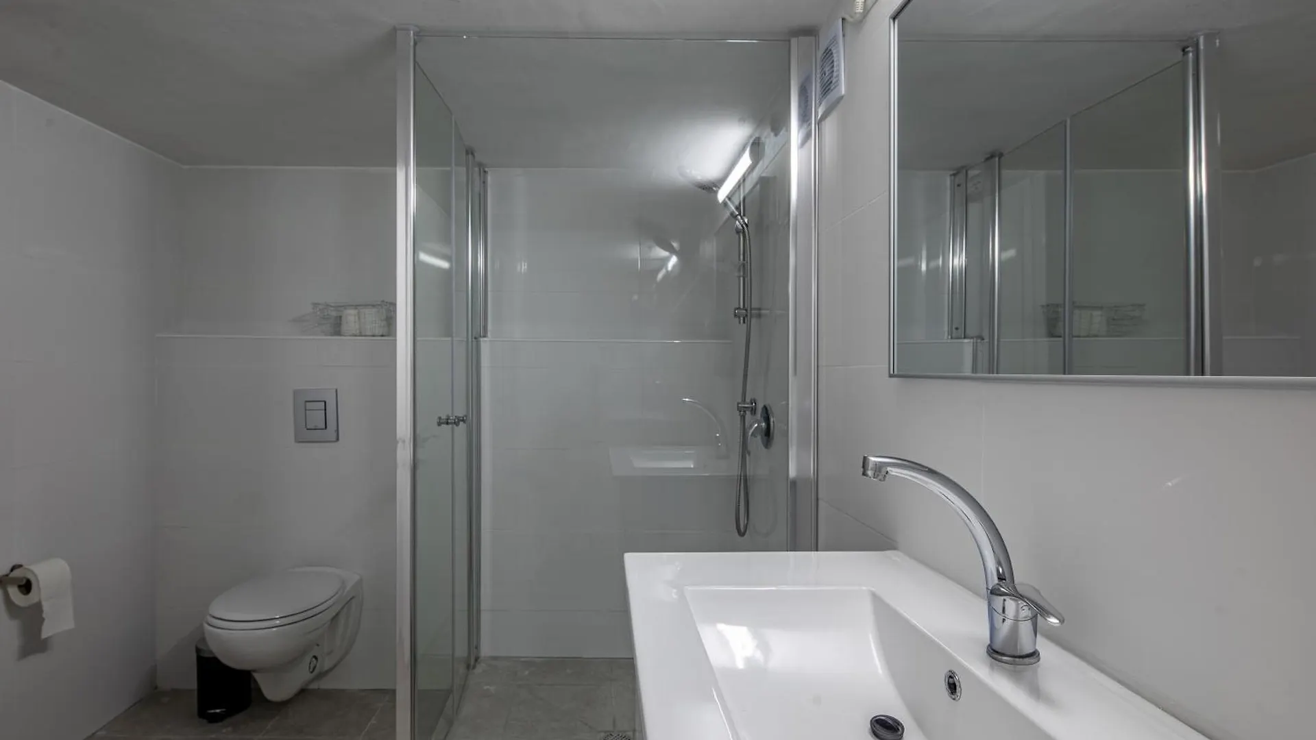 Apartment Port City Haifa - Bat Galim Oceanfront Luxury - Mamad